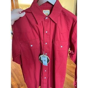 New with tags men’s button down long sleeve shirt